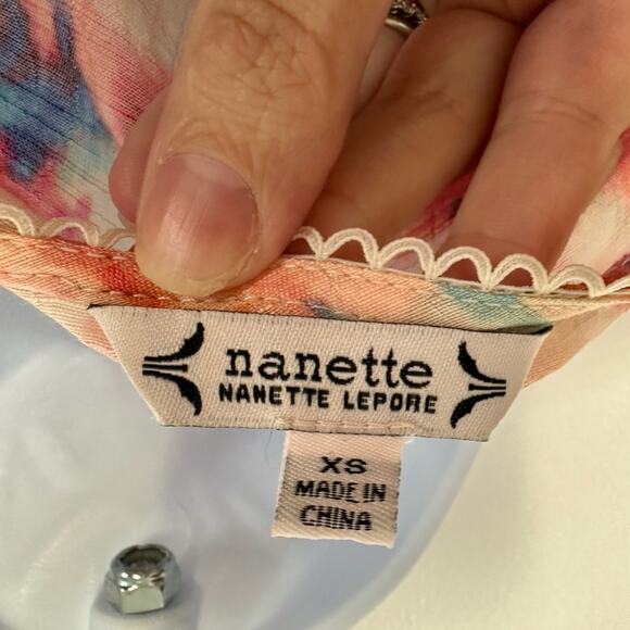 Nanette Lepore Watercolor V-neck Flutter Sleeve Top, XS - Picture 6 of 7